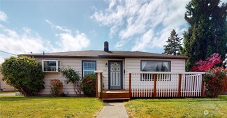 3211 Robin Ave, Bremerton, WA 98310