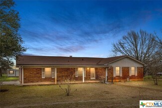 3815 Old Kelley Rd, Lockhart, TX 78644