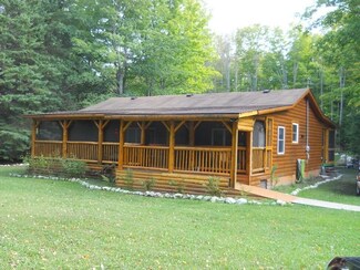 9031 Park Rd, Naubinway, MI 49762