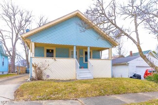 574 Ardella Ave, Akron, OH 44306