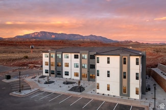 226 N Cliff Side Dr Unit L-101, Hurricane, UT 84737