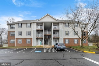 505 Garrison Woods Dr Unit 122, Stafford, VA 22556