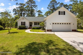 2039 Royal Pines Dr, New Bern, NC 28560