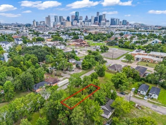 3006 Dennis St, Houston, TX 77004