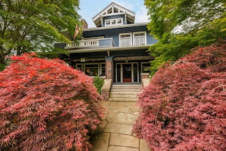 312 Avenue D, Snohomish, WA 98290