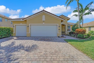 9328 Silent Oak Cir, West Palm Beach, FL 33411