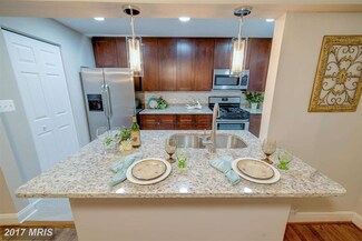 914 Cooks Ln, Baltimore, MD 21229