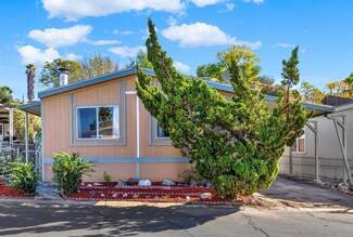 13217 Aurora Dr Unit 17, El Cajon, CA 92021