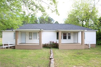 608 S Main St Unit 4, Belton, SC 29627