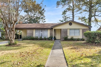 723 Dyches Dr, Savannah, GA 31406