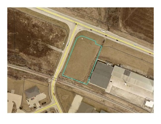 00 2nd St, Iowa City, IA 52241