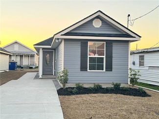 740 1st Ave, Harvey, LA 70058
