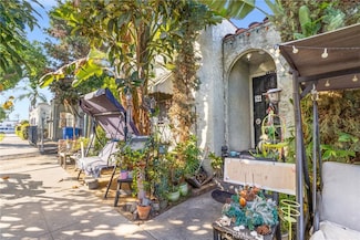 5211 Halldale Ave, Los Angeles, CA 90062