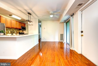 12307 Braxfield Ct Unit 3, Rockville, MD 20852