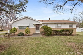 531 68th St SE, Grand Rapids, MI 49548