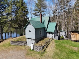 15 Hamlin Loop, Mayfield Township, ME 04942