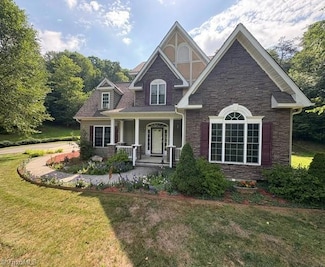 3186 Silas Creek Rd, Lansing, NC 28643