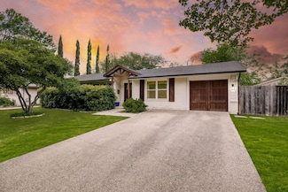 3455 Timberview Rd, Dallas, TX 75229