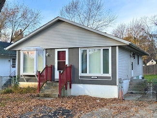 1620 Lotus Dr, Round Lake Beach, IL 60073