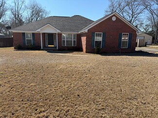 3705 Navajo Trace, Dothan, AL 36305