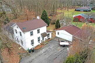 2352 W River Rd, Newton Falls, OH 44444