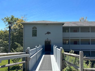105 Ash Lodge Ct Unit 105, Davis, WV 26260