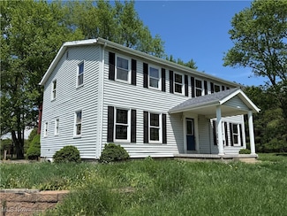 2320 Leetonia Rd, Leetonia, OH 44431