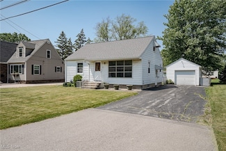 171 Sipple Ave, Amherst, OH 44001