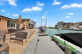 240 Sandlewood Dr, Bayville, NJ 08721