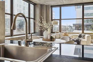 311 2nd St Unit 311, Oakland, CA 94607