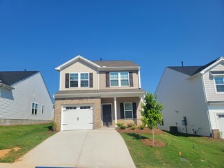 1525 Alvin Pond Dr, Greer, SC 29651