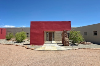 26 San Juan Ranch Rd, Santa Fe, NM 87506