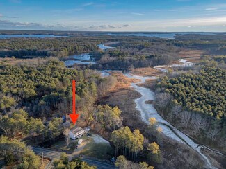 705 River Rd, Bowdoinham, ME 04008