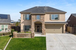 7204 Conduit St, Bakersfield, CA 93311