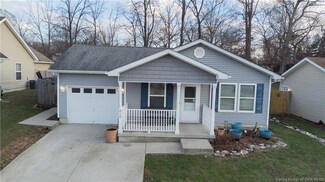 818 Twin Oaks Dr, Henryville, IN 47126