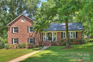 2301 Seth Thomas Rd, Charlotte, NC 28210