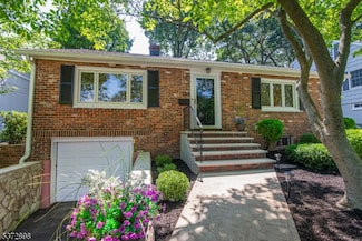 138 Carteret St, Glen Ridge, NJ 07028