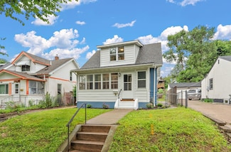 1571 York Ave, Saint Paul, MN 55106