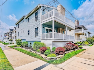 16 E 14th St, Ocean City, NJ 08226