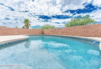 18280 S Dusk View Dr, Green Valley, AZ 85614
