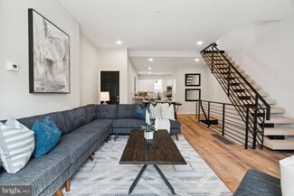 2515 Sharswood St, Philadelphia, PA 19121