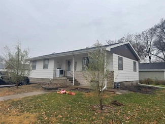 1701 Boyce St, Hastings, NE 68901