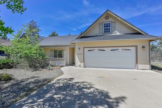 15315 Sherwood Place, Weed, CA 96094