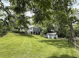 601 Cressfield Ln, Ann Arbor, MI 48103