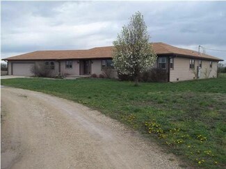 16803 SW Parallel St, Benton, KS 67017