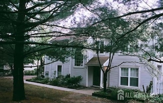 29 Borelle Square, Parlin, NJ 08859