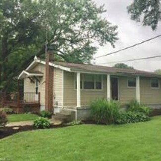 1999 Tibbetts Wick Rd, Girard, OH 44420
