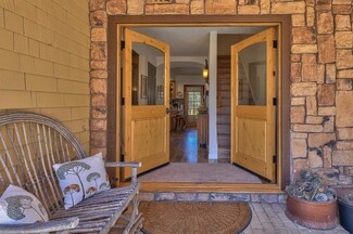 19001 Eden Ln, Salinas, CA 93907