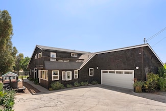 3860 Las Flores Dr, Fallbrook, CA 92028