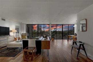40 N Interstate 35 Unit 7D2, Austin, TX 78701